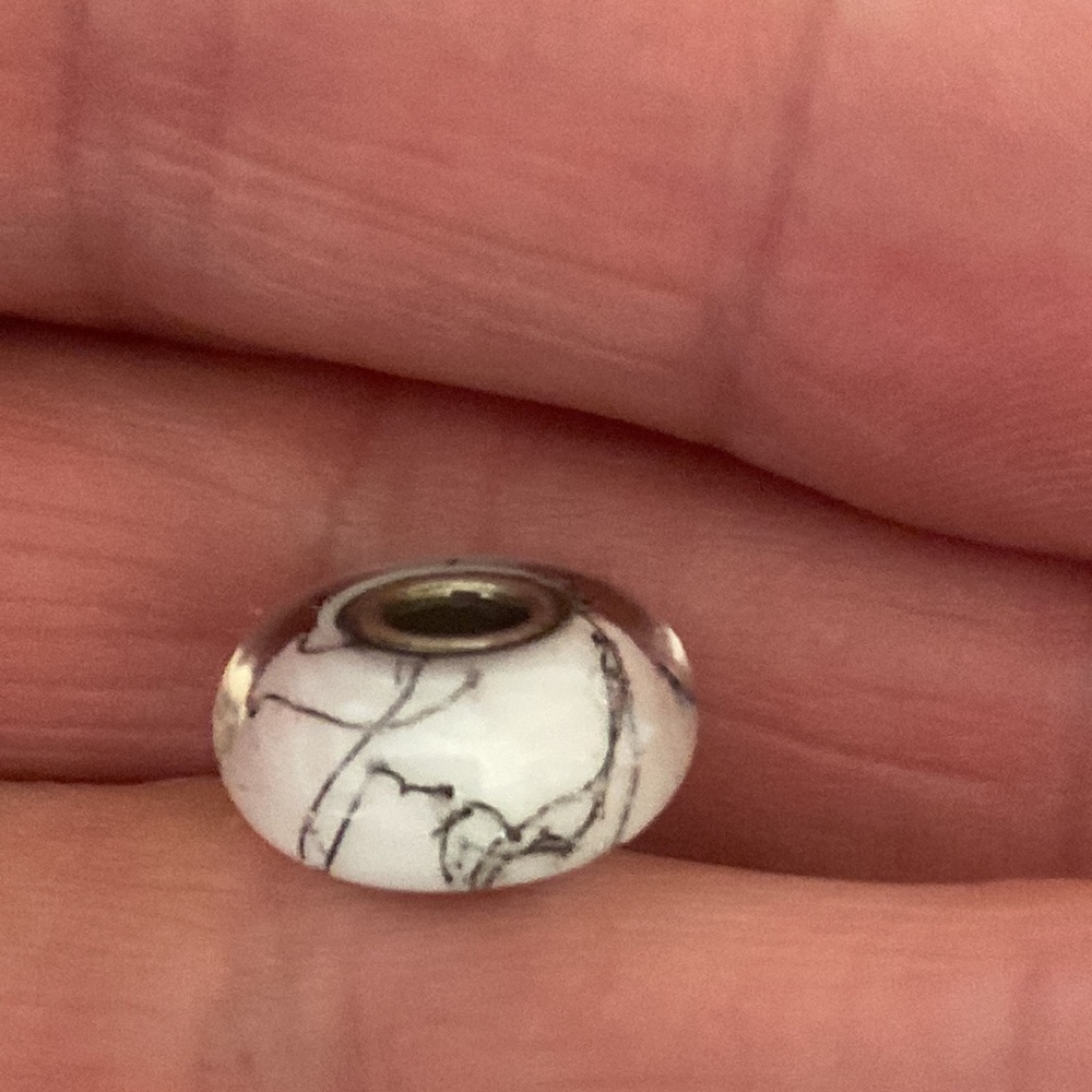 TROLLBEADS WHITE STEEL BEAD - Picture 6 of 7